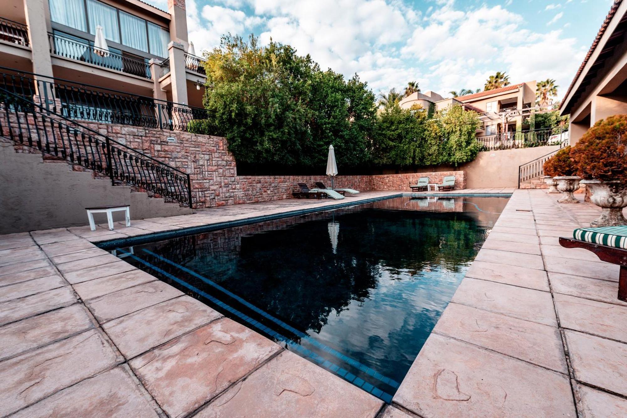 Chateau la Mer Exclusive Pensión Hartbeespoort Exterior foto