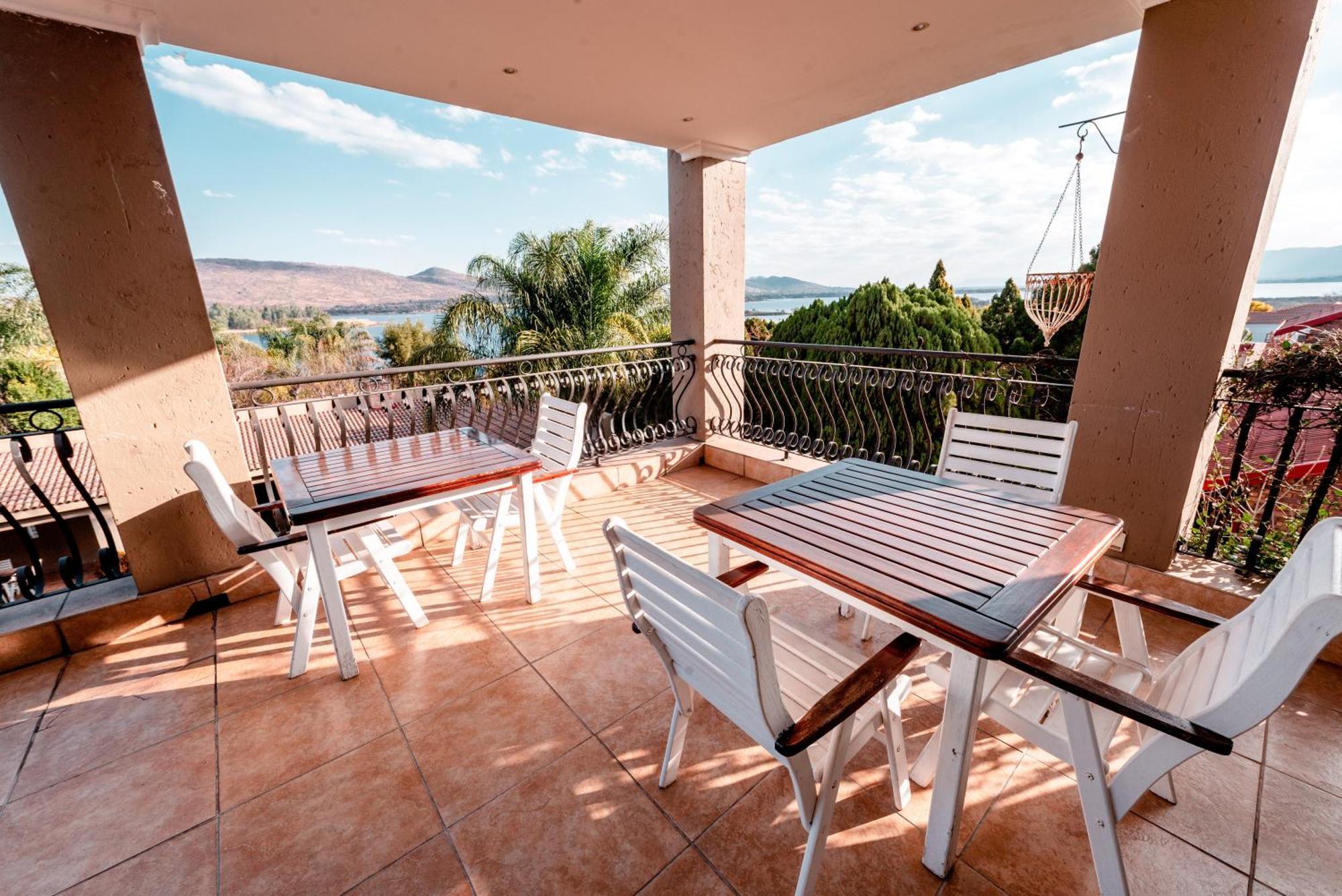 Chateau la Mer Exclusive Pensión Hartbeespoort Exterior foto