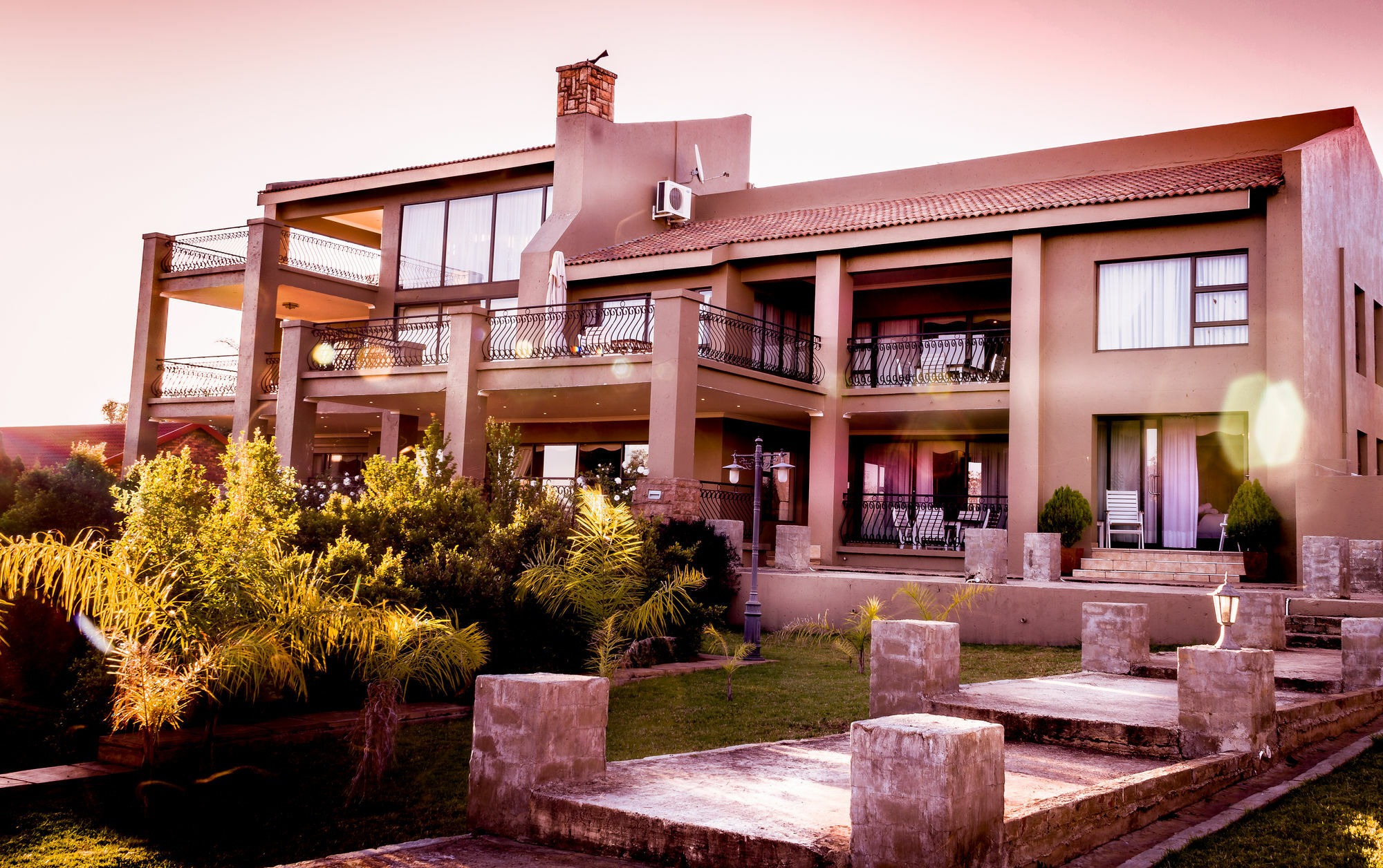 Chateau la Mer Exclusive Pensión Hartbeespoort Exterior foto