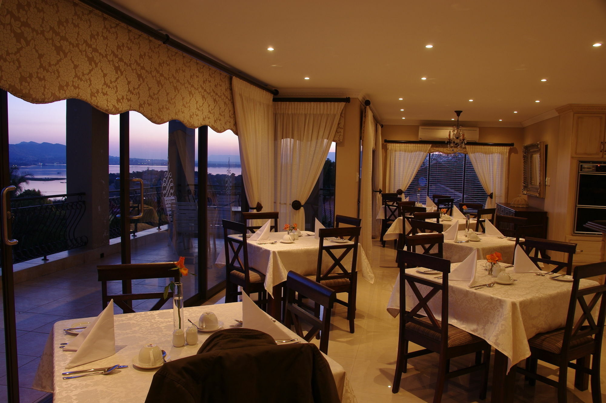 Chateau la Mer Exclusive Pensión Hartbeespoort Exterior foto