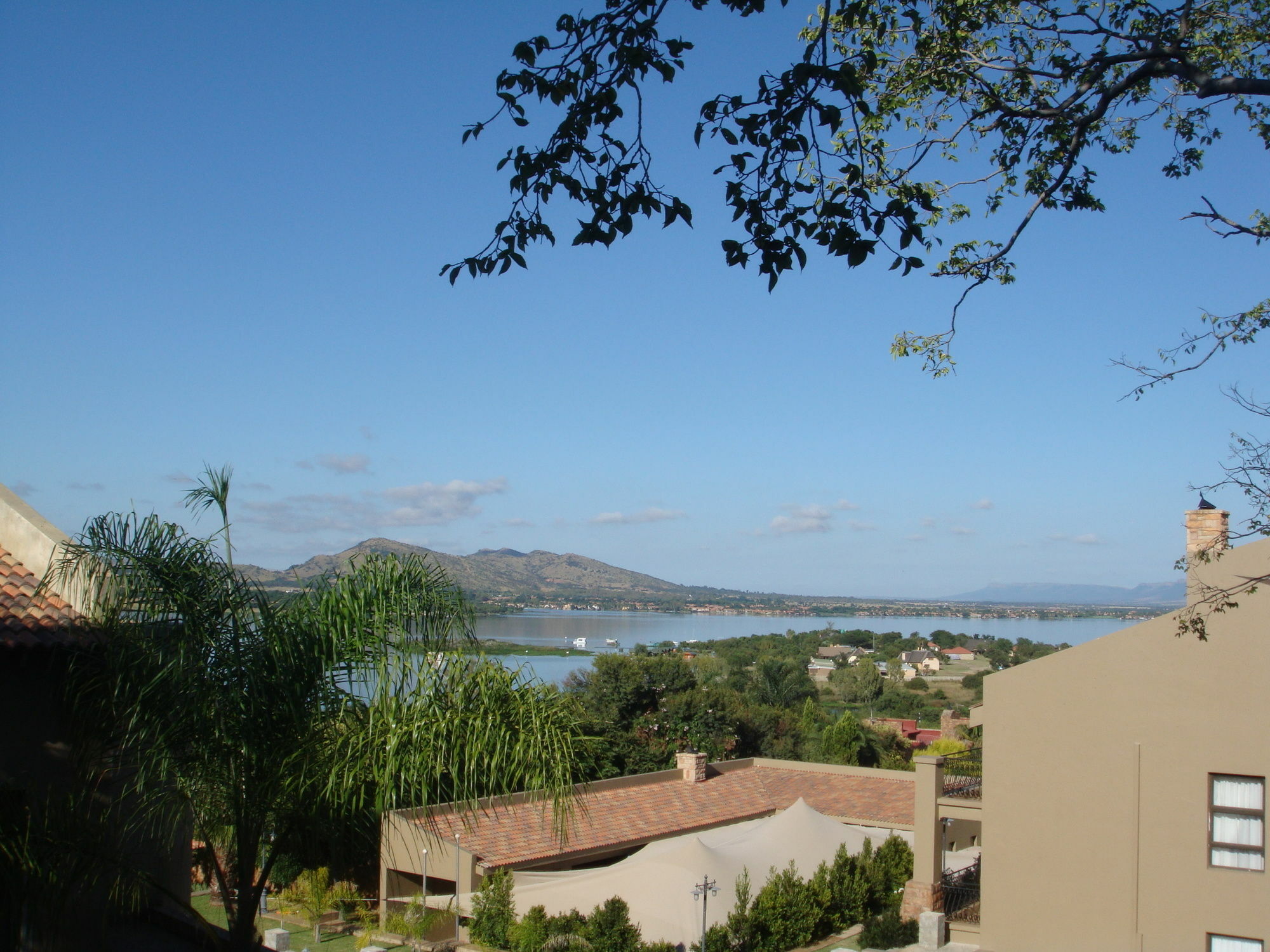 Chateau la Mer Exclusive Pensión Hartbeespoort Exterior foto